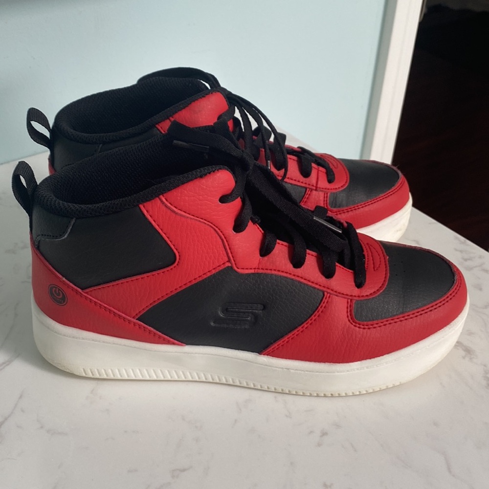 Skechers high tops - Picture 9 of 11